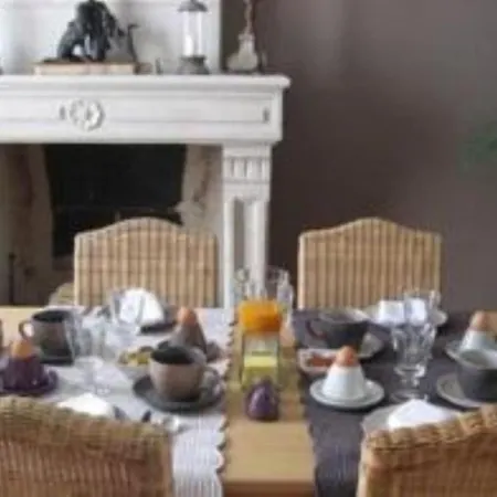 Le Clos De Bizay Couette-café *